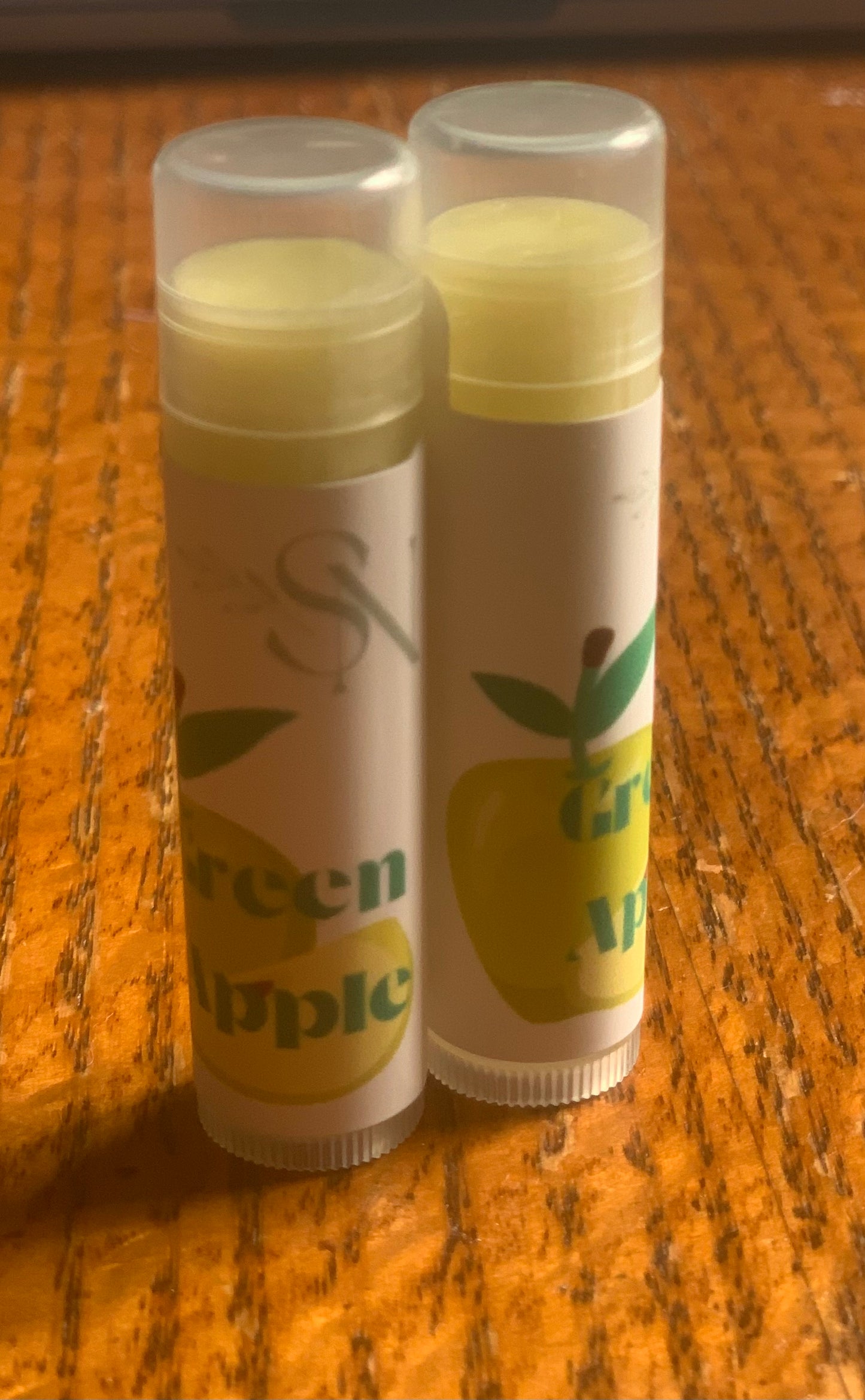 Lip balm-Green Apple w/ hyaluronic acid